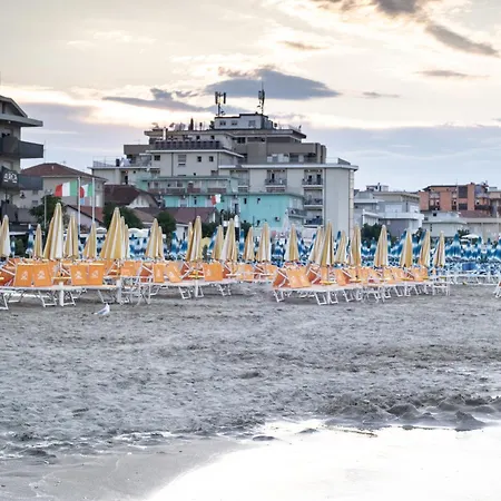 A Due Passi Dal Mare Apartment