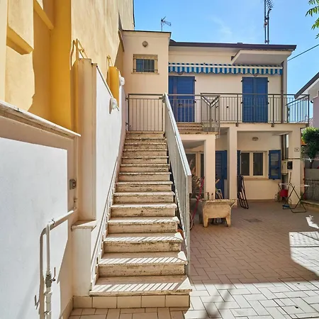 Apartment A Due Passi Dal Mare Bellaria-Igea Marina