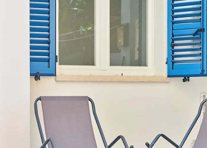 A Due Passi Dal Mare *