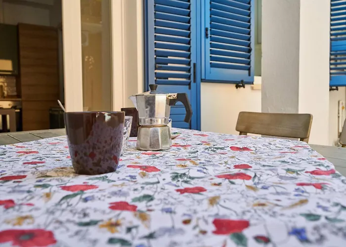 A Due Passi Dal Mare