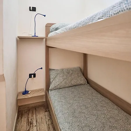 公寓 A Due Passi Dal Mare 贝拉里亚-伊贾马里纳