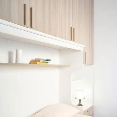 A Due Passi Dal Mare * 贝拉里亚-伊贾马里纳