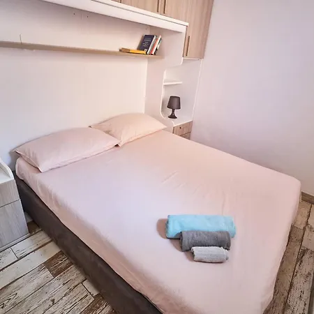 A Due Passi Dal Mare *