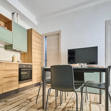 A Due Passi Dal Mare 公寓 贝拉里亚-伊贾马里纳