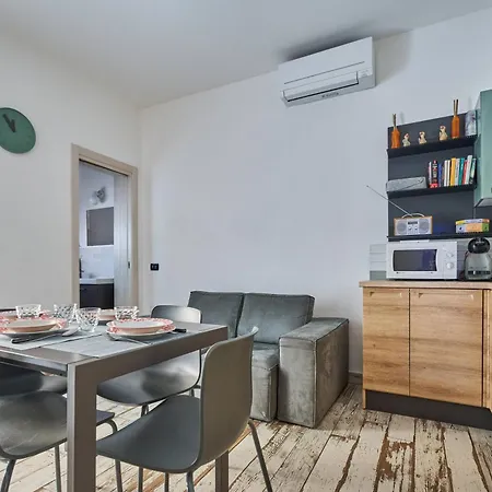 A Due Passi Dal Mare