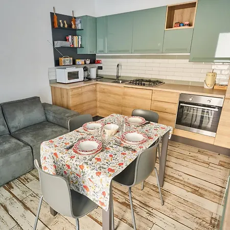 A Due Passi Dal Mare * 贝拉里亚-伊贾马里纳