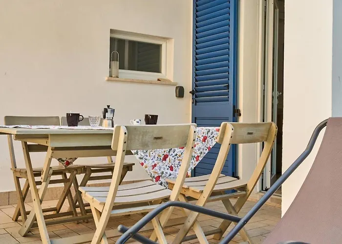 A Due Passi Dal Mare