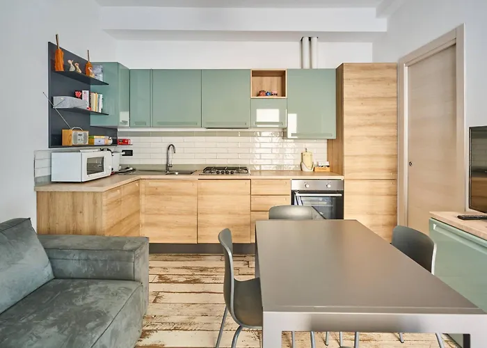 A Due Passi Dal Mare *